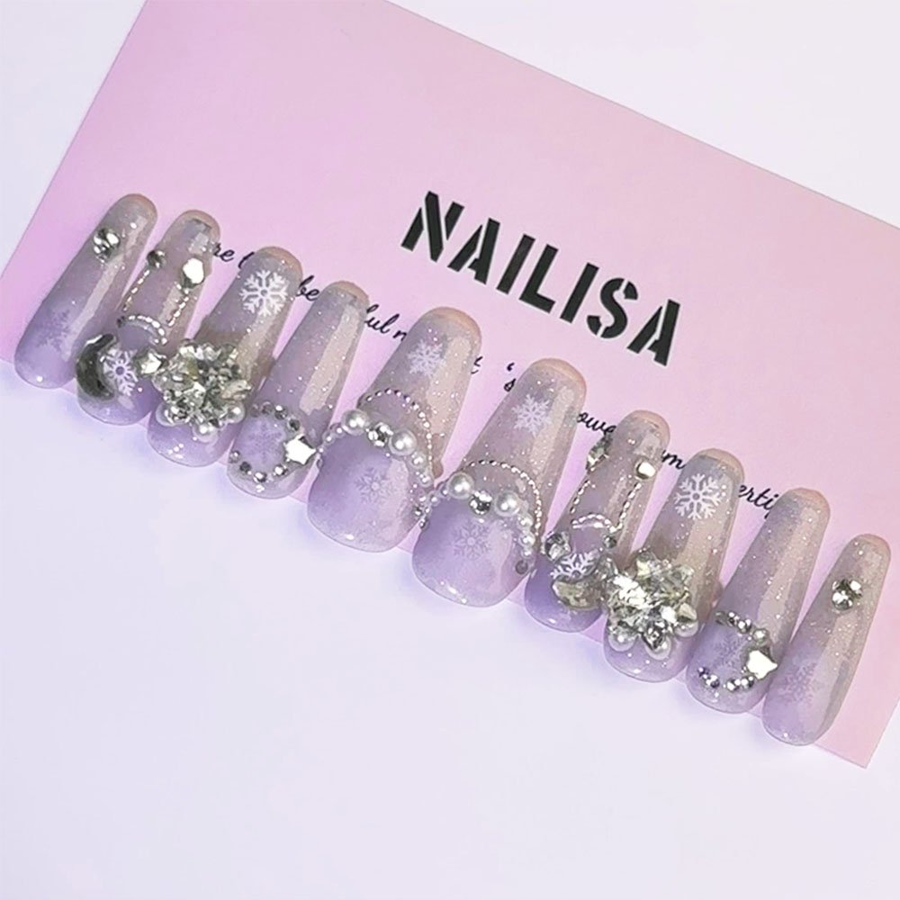 Uñas postizas azul hielo con purpurina, copo de nieve 3D y perlas | Largas