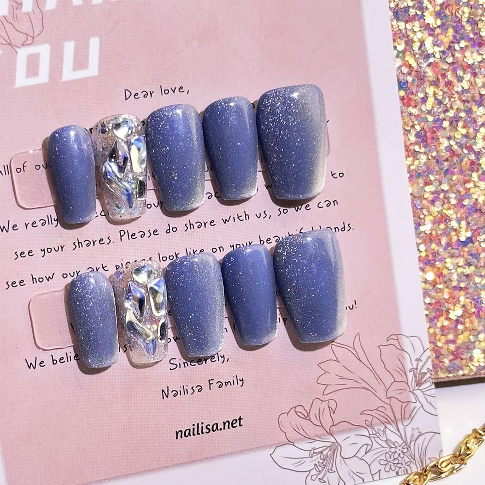 Unghie press-on blu sale marino glitter con texture ghiaccio tritato e perle | Lunghe - Image 5