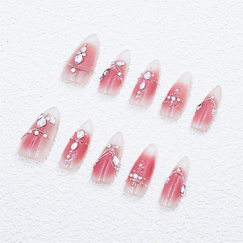 Ongles press-on stiletto rose nude dégradé avec chaîne argentée | Longs mariée - Image 6