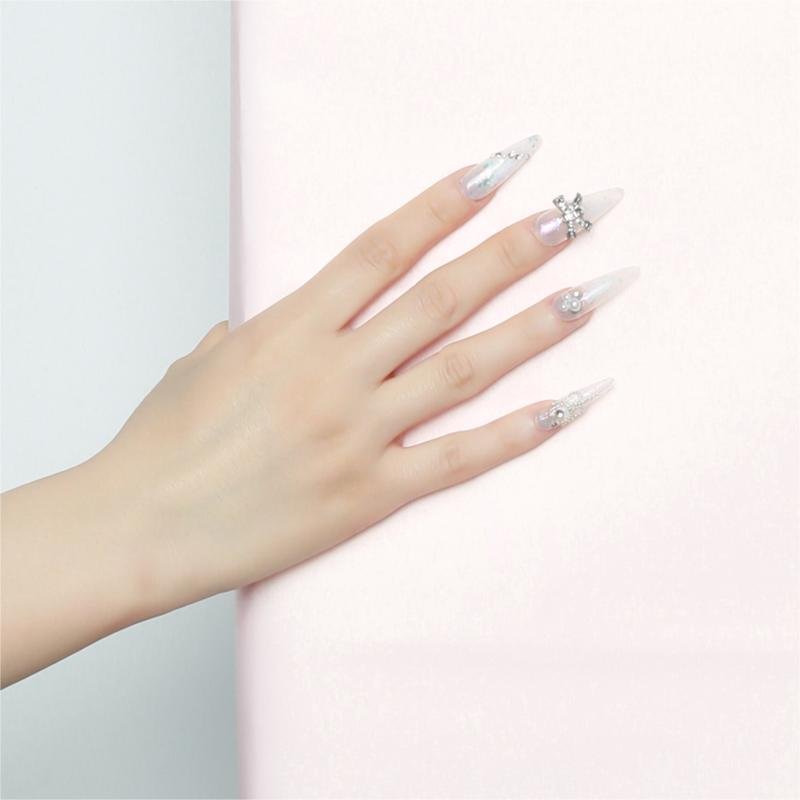 Transparente Weiße Aurora-Glitzer-Stiletto-Press-On-Nägel mit schwarzer Schleife | Lang - Image 3